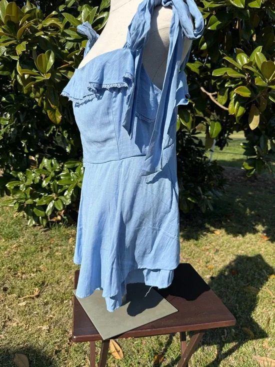 Francesca's Collections Blue Tie-Shoulder Ruffle Romper - Picture 2 of 4